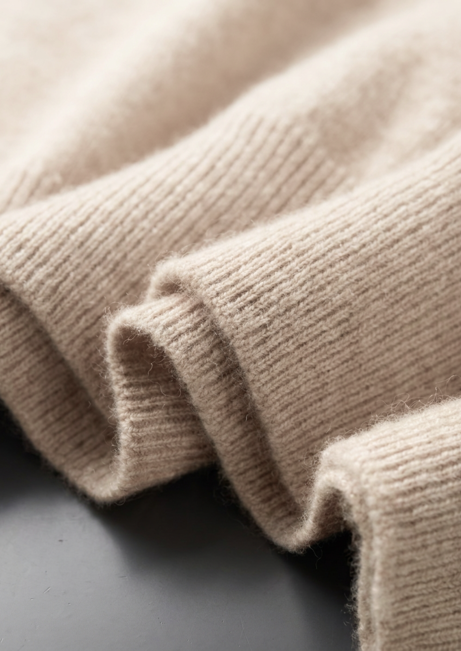 Premium Cashmere Classic Crewneck T-Shirt - Ivory Mocha | Solmar