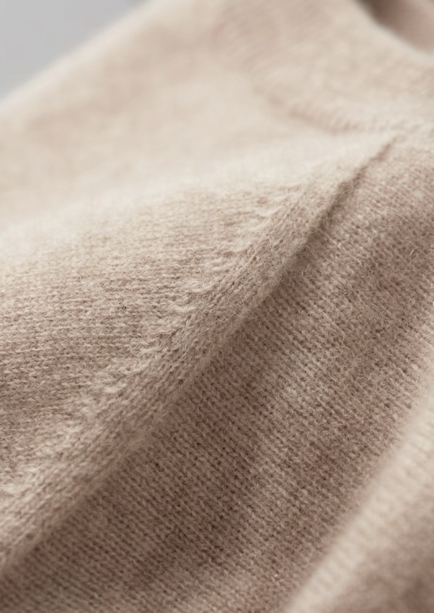 Premium Cashmere Classic Crewneck T-Shirt - Ivory Mocha | Solmar