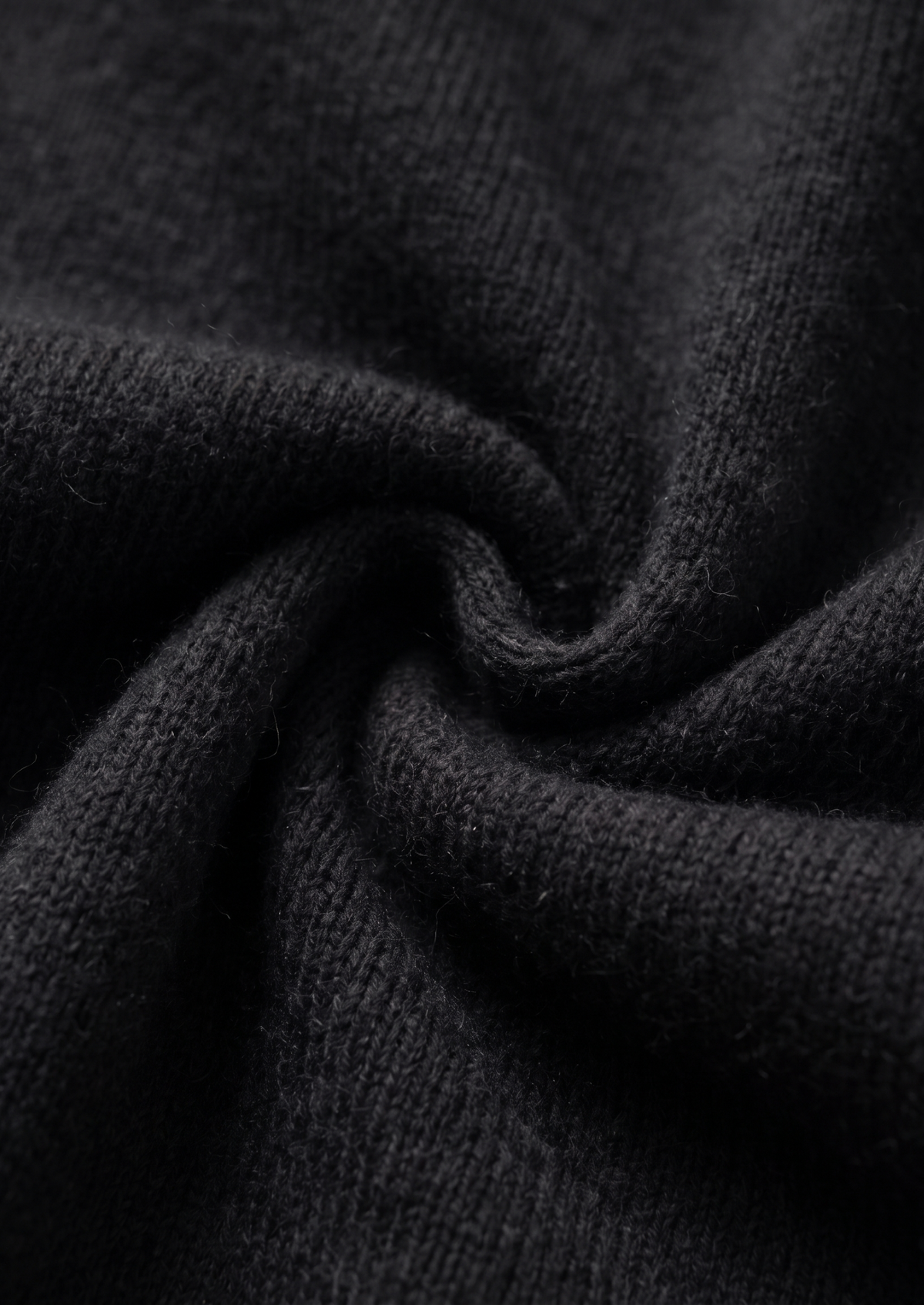 Pure Extra-Fine Merino Wool Black Luzzo Set | Solmar
