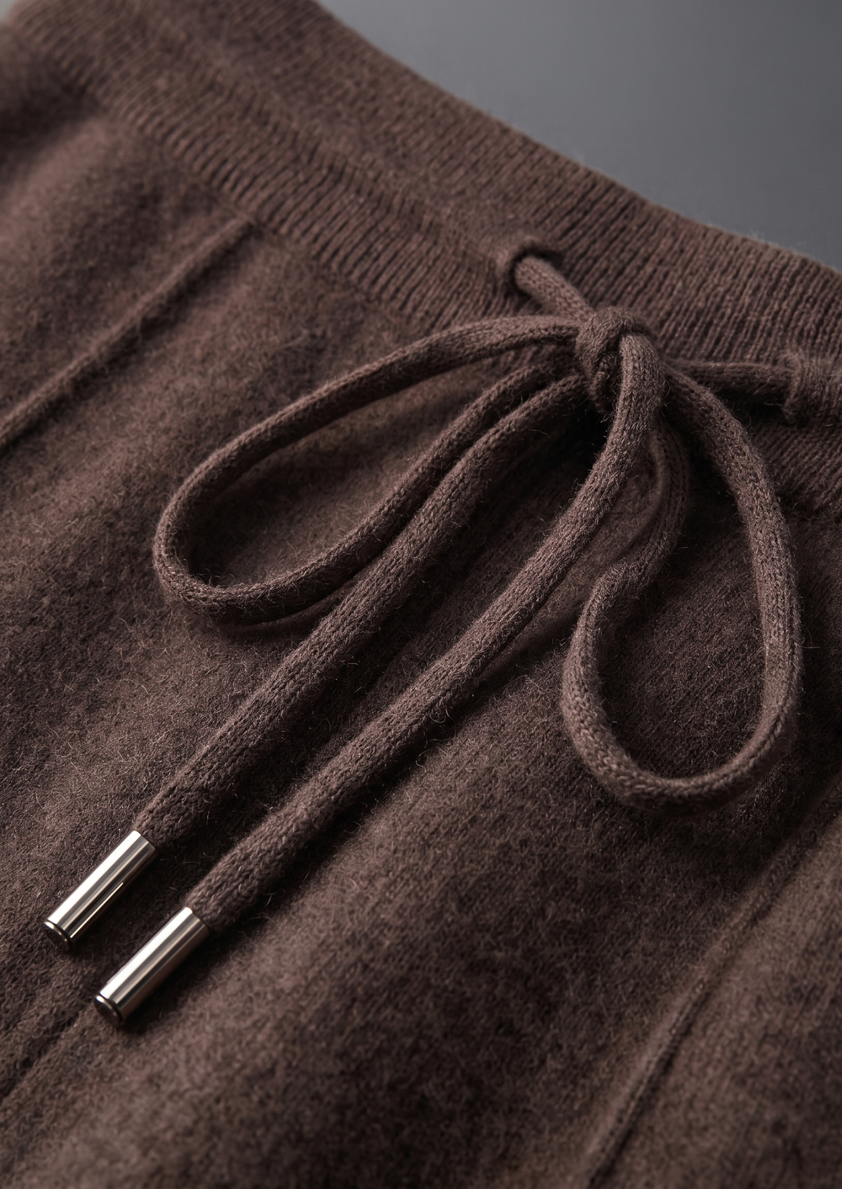 Pure Extra-Fine Merino Wool Dark Brown Luzzo Set | Solmar