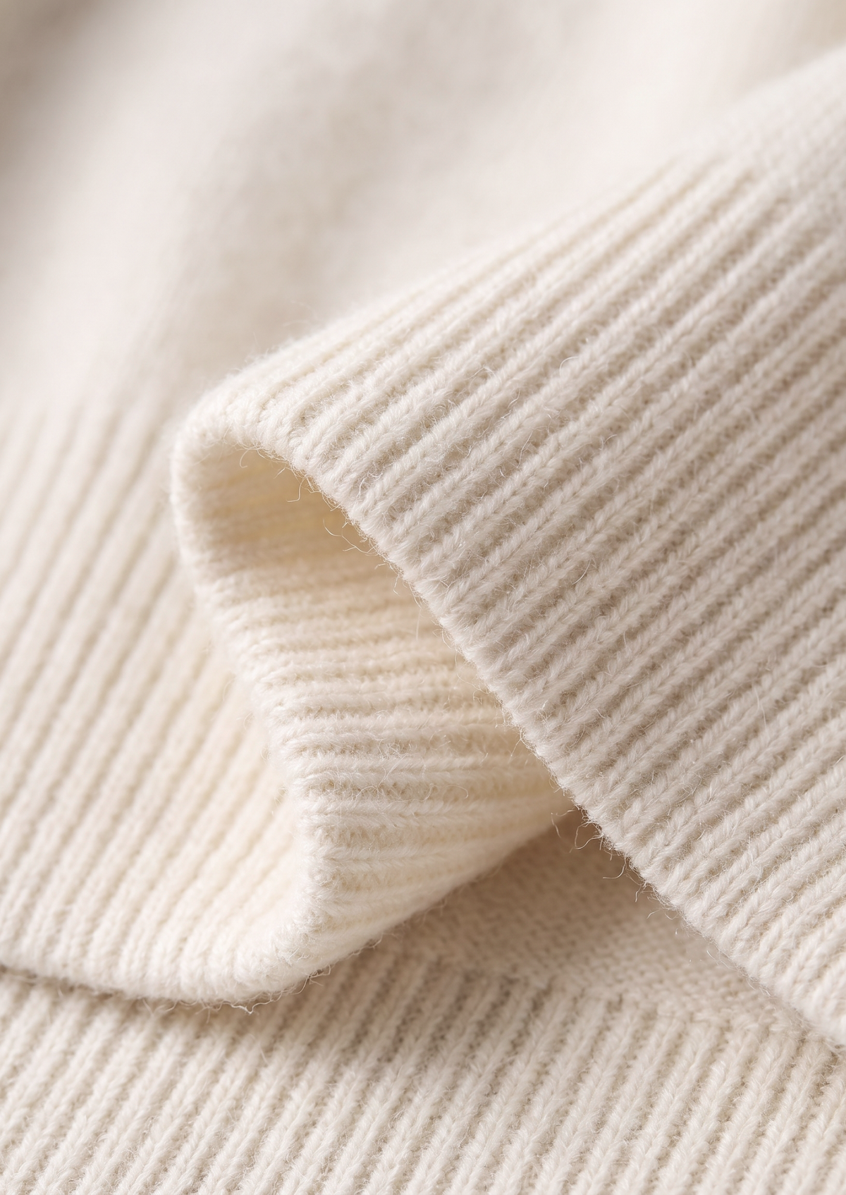 Pure Extra-Fine Merino Wool Cream White Luzzo Set | Solmar